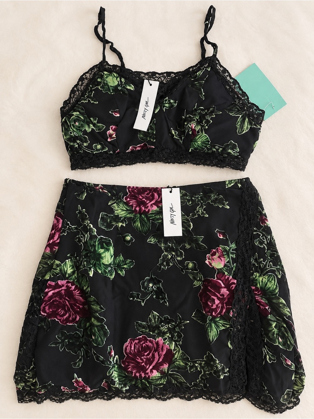 NWT Nasty Gal Floral Lace Bralette & Mini Skirt Set Size 6